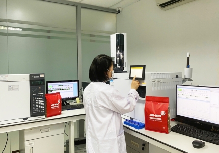 Hỗ trợ cộng đồng thú cưng tại các trung tâm cứu hộ